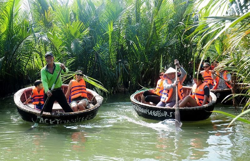 Khu du lịch rừng dừa Bảy Mẫu