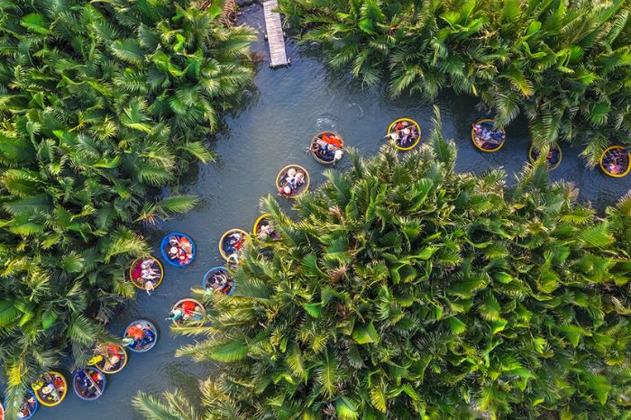 Trải nghiệm làm ngư dân tại Rừng Dừa Bảy Mẫu